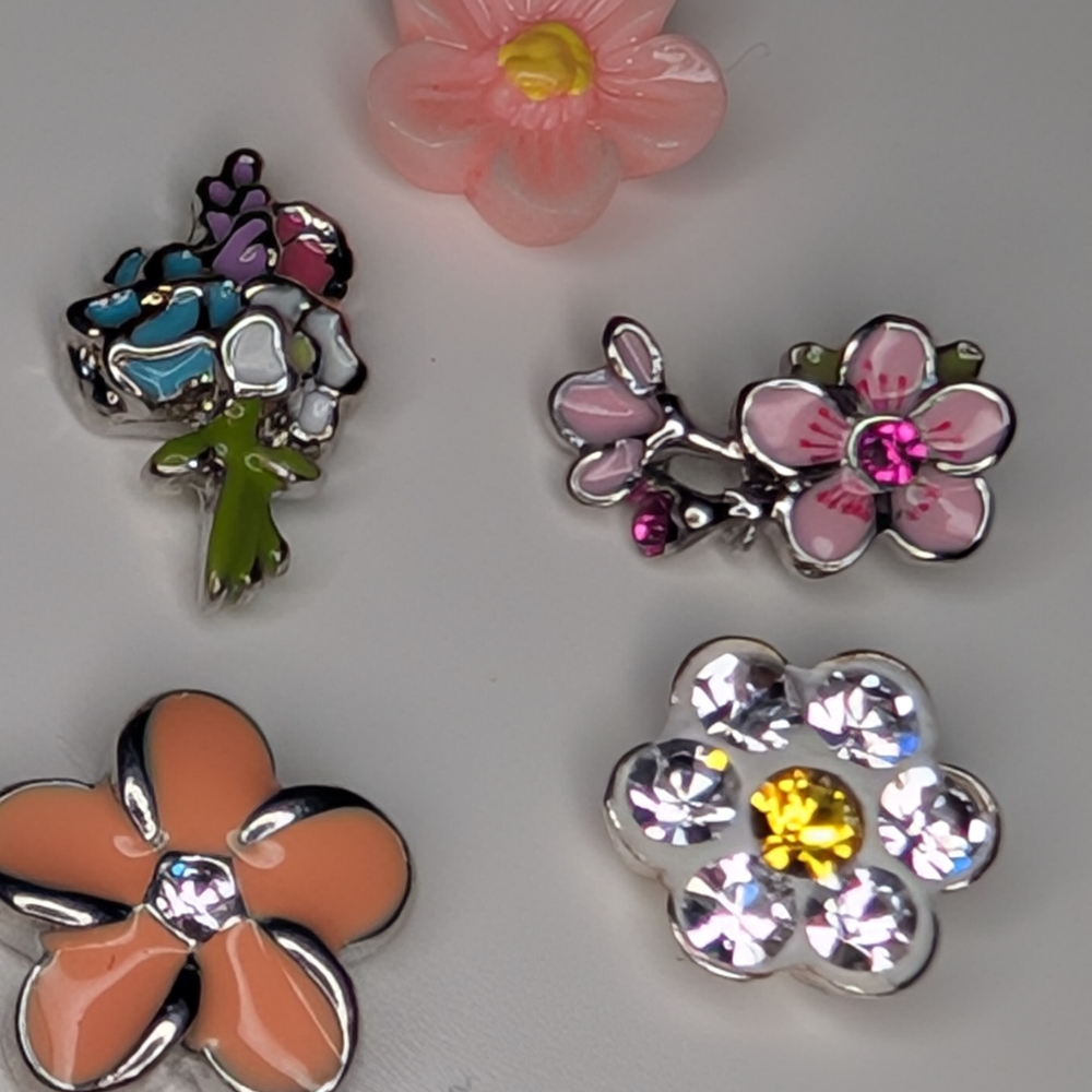 Origami Owl Floral Charm Set